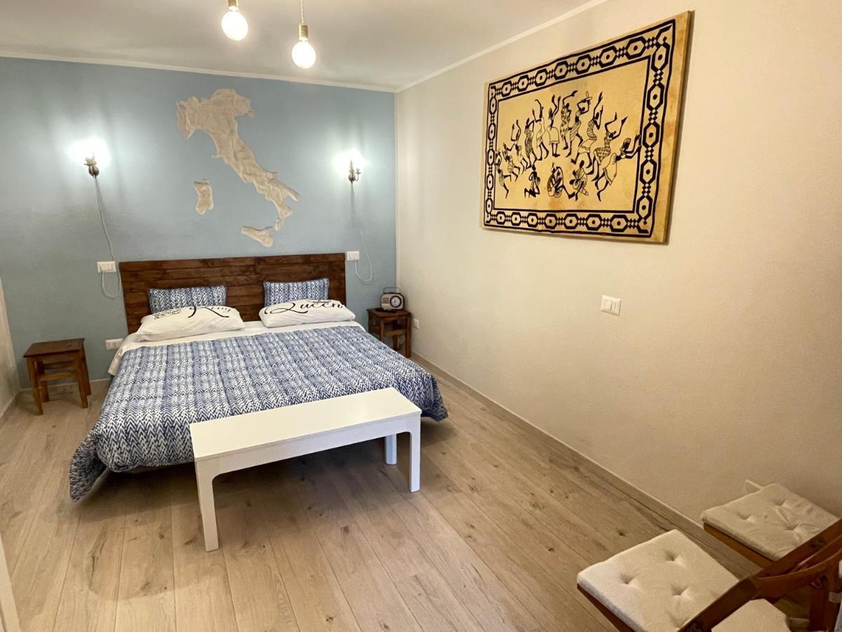 Trevisani Central Station Apartment Бари Экстерьер фото