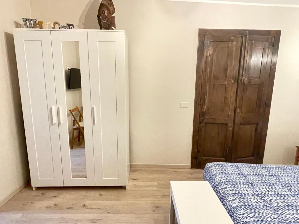Trevisani Central Station Apartment Бари Экстерьер фото
